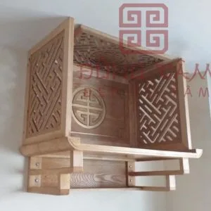 Bàn thờ treo tường hiện đại có vách ngăn TT15