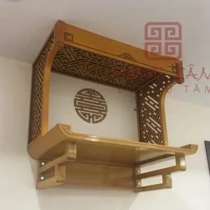 Mẫu bàn thờ treo tường gỗ gõ có vách ngăn TT18