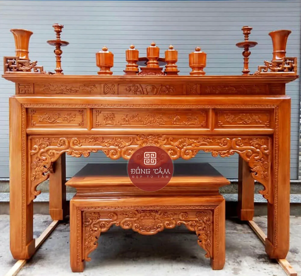 Bàn thờ gỗ phù hợp cho mọi không gian thờ