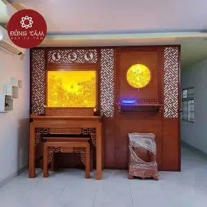 Giá bàn thờ gỗ gụ phụ thuộc vào rất nhiều yếu tố như mẫu mã, kích thước...