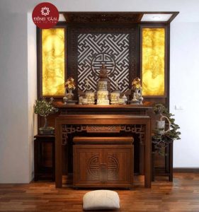 Vị trí và hướng đặt bàn thờ phải phù hợp phong thủy để đem lại may mắn và tài lộc